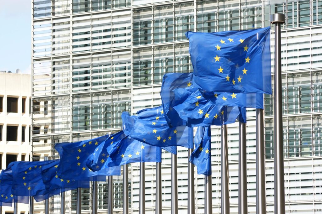 Fiala proti EU. Platby Palestincům nejdříve pozastavte, až pak zkoumejte | Deník TO