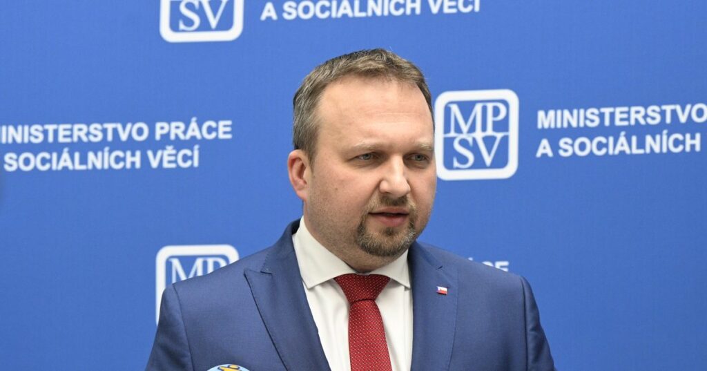 Vláda snižuje příspěvky na bydlení | Deník TO