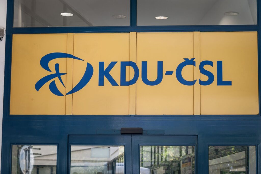 Rychlé svolání sjezdu lidovců požaduje i Moravskoslezská organizace | Deník TO