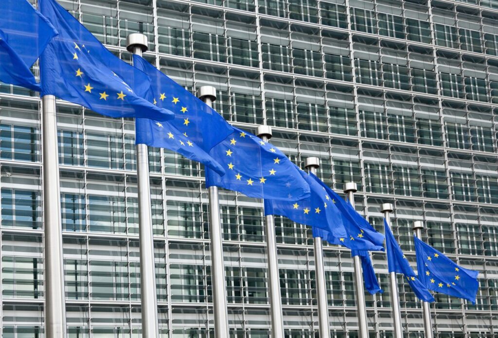 Eurosvazáci prosadili pendrekový zákon | Deník TO