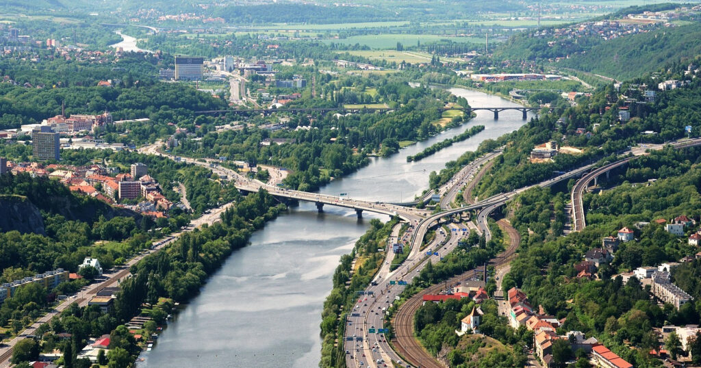 Barrandovské dobrodružství Piráta Hřiba se prodraží o 600 milionů korun | Deník TO