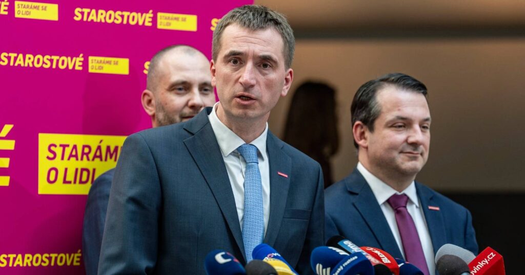 Zadlužme se víc, žadoní Starostové a Lidovci | Deník TO