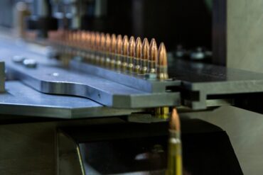 Zbrojní výroba - ilustrační foto