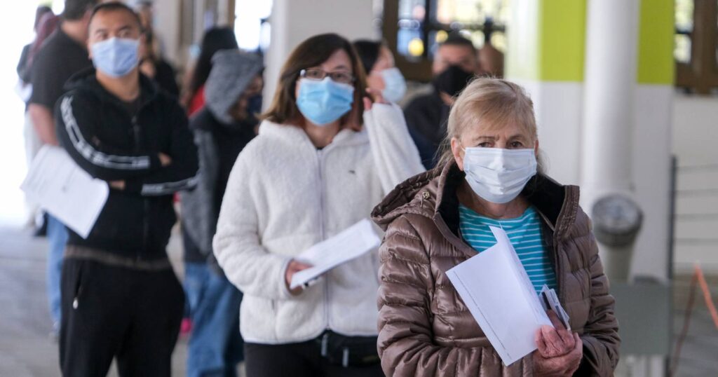 Očkování udělalo z lidí geneticky upravené organismy, tvrdí zmocněnec slovenské vlády | Deník TO