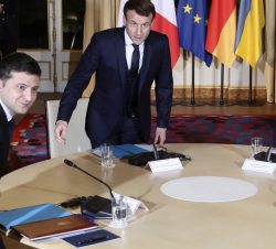 Zelenskyj, Macron a Putin v prosinci 2019