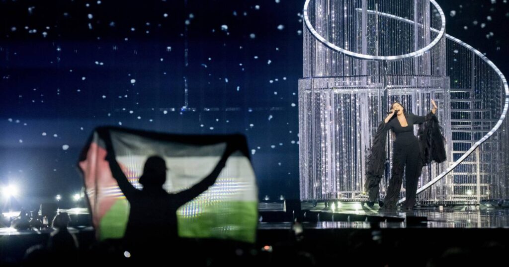 Izraelská zpěvačka na mušce rudohnědé úderky. Eurovize jako festival evropského antisemitismu | Deník TO
