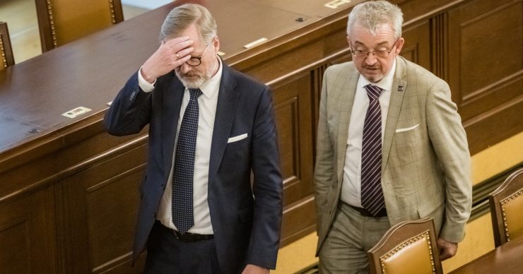 Premiér a předseda ODS Petr Fiala a šéf poslaneckého klubu ODS Marek Benda