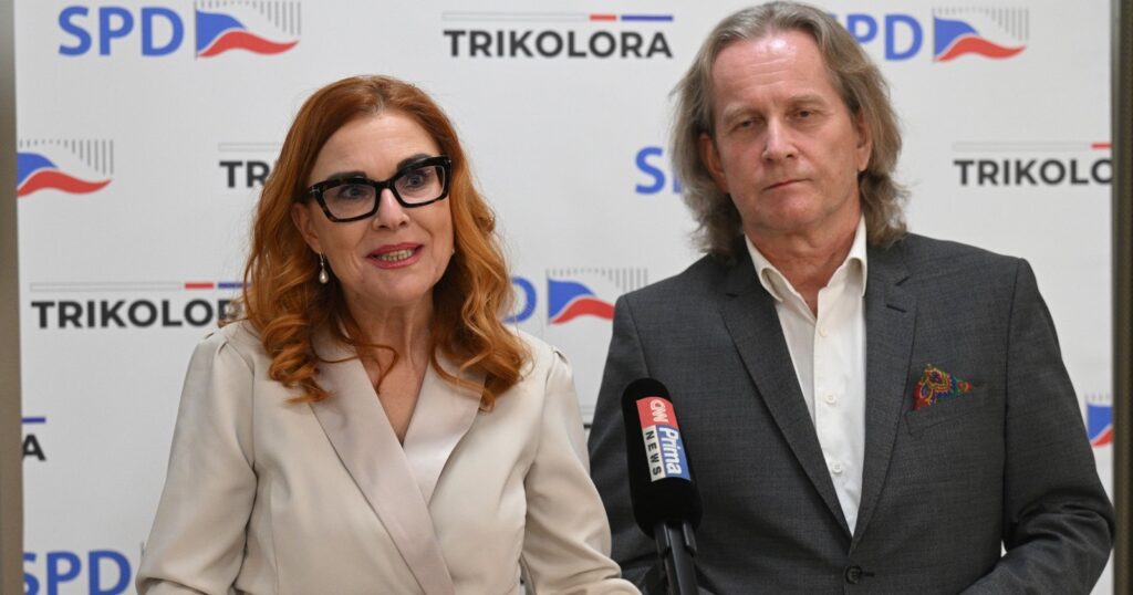 Předsedkyně Trikolory Zuzana Majerová a první místopředseda Petr Štěpánek