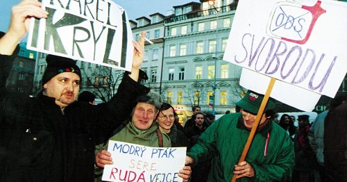 Demonstrace na podporu vzpoury v České televizi, leden 2001