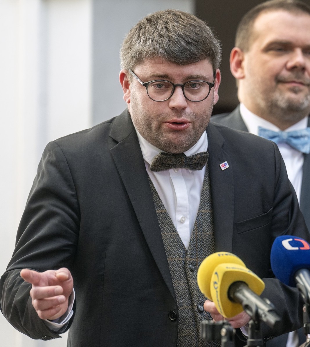 „My za to nemůžeme, to je chyba předchozí vlády!“ jako by chtěl říct Jan Jakob