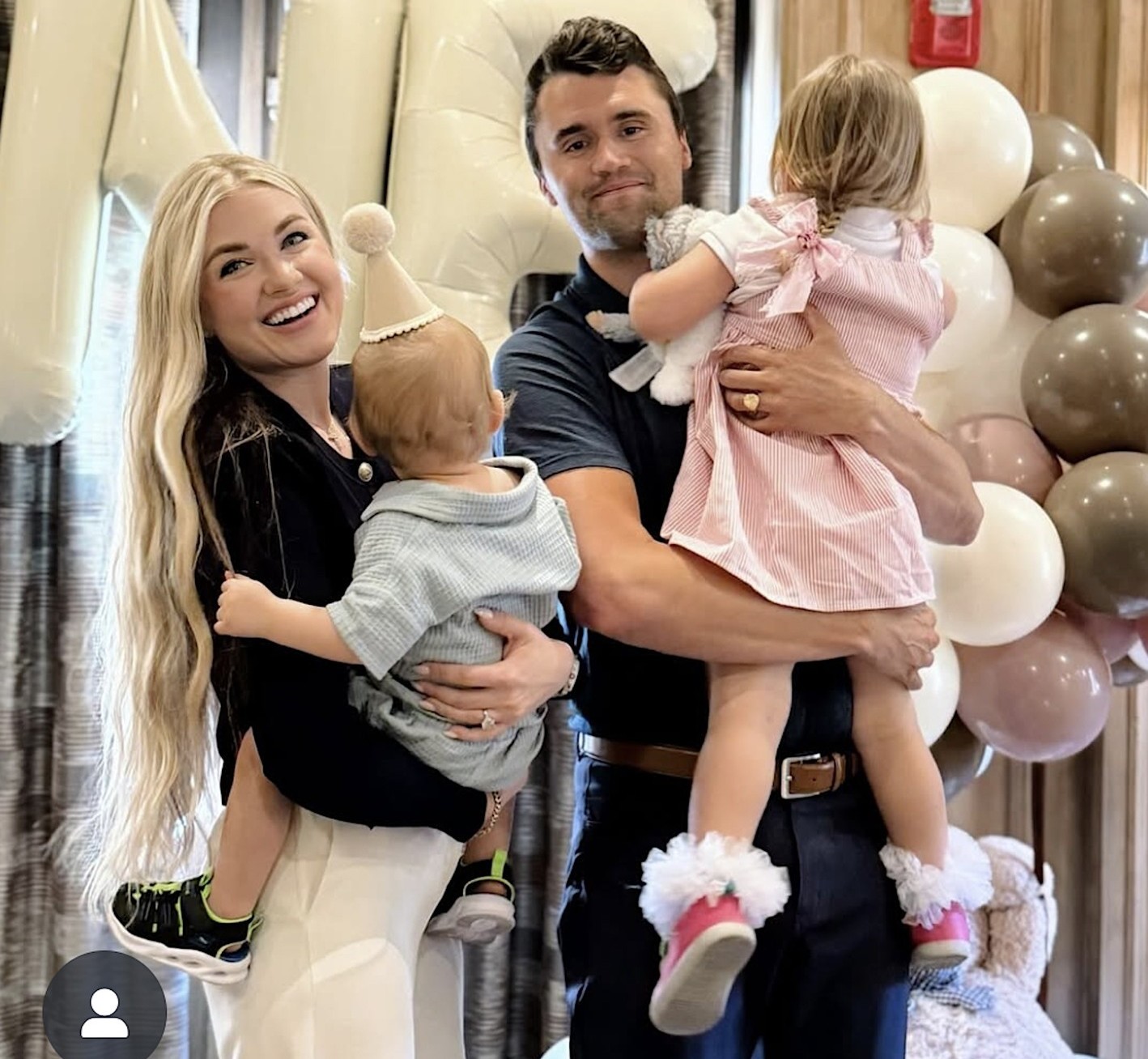 Charlie Kirk s rodinou