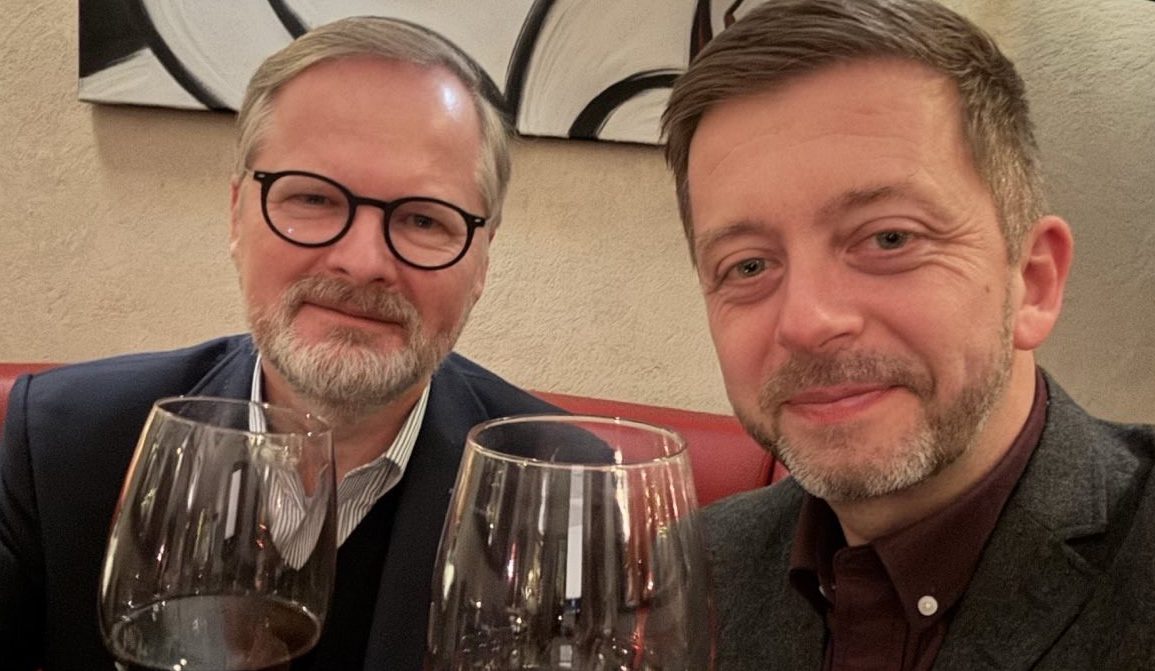 Hodnotové narativy Petra Holce: Opoziční džihád proti demokracii