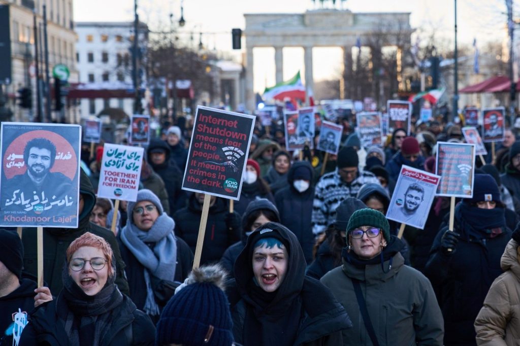 Protesty v Íránu už mají 2571 mrtvých | Deník TO
