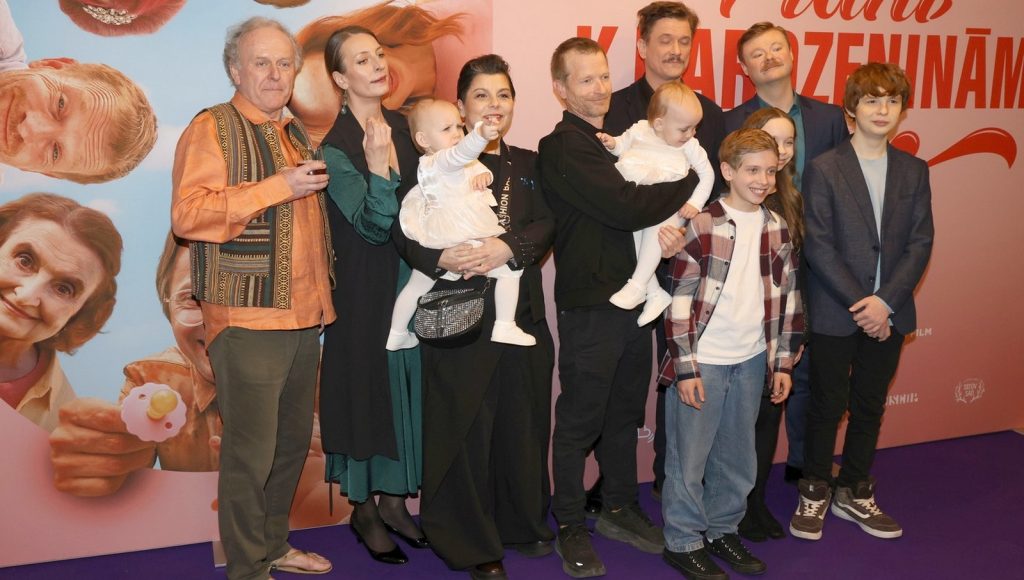Godyho filmový víkend: Přání k narozeninám: Křtiny; Spasitel | Deník TO