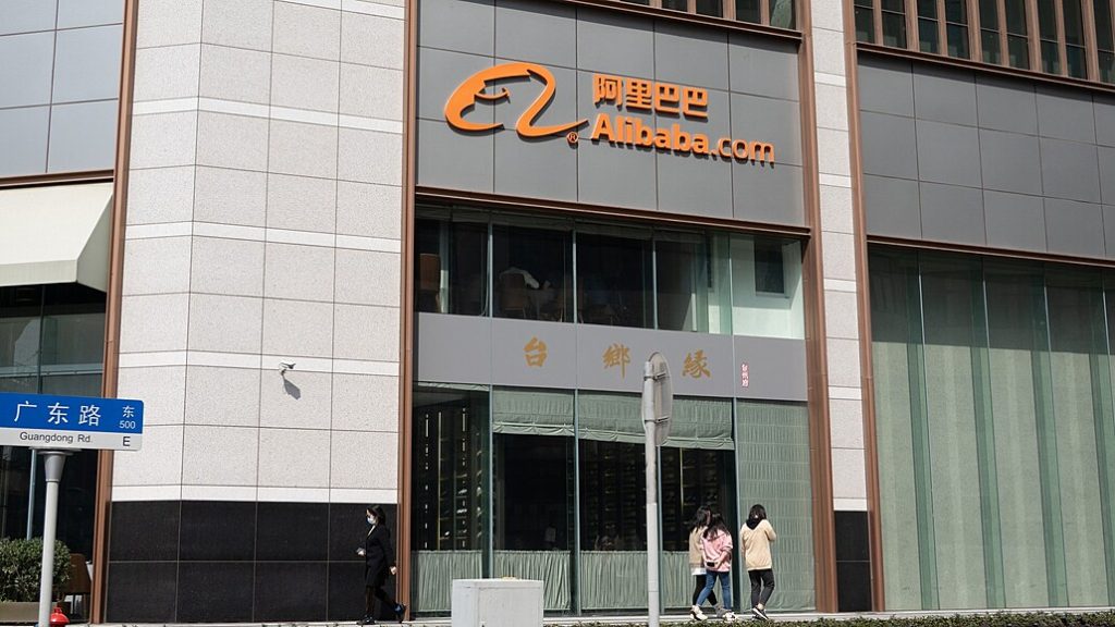 Alibaba žaluje USA za zařazení na seznam firem, které pomáhají čínské armádě | Deník TO