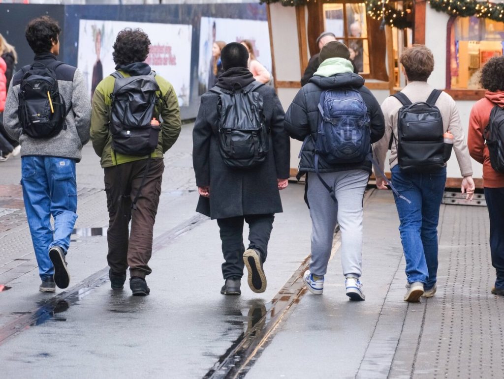 Němečtí učitelé čelí agresivnímu chování žáků s migračními kořeny. Oficiální zpráva úřadů je alarmující | Deník TO