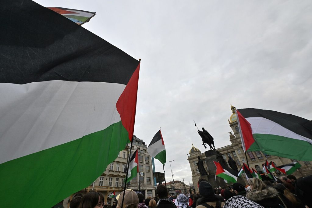 Bude se v Praze demonstrovat na podporu Palestinců, nebo teroristů? | Deník TO